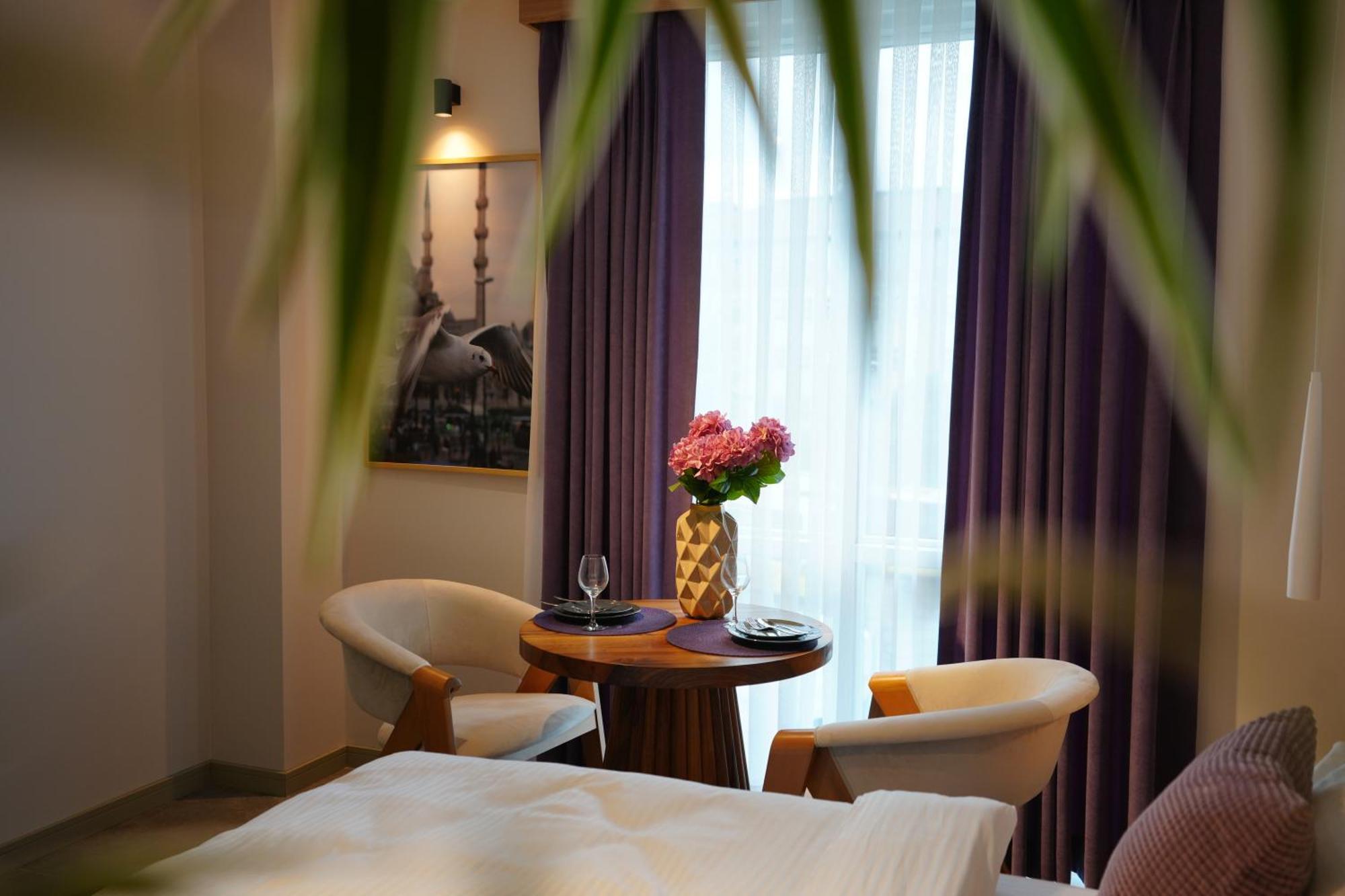 Dream House 22 Aparthotel *